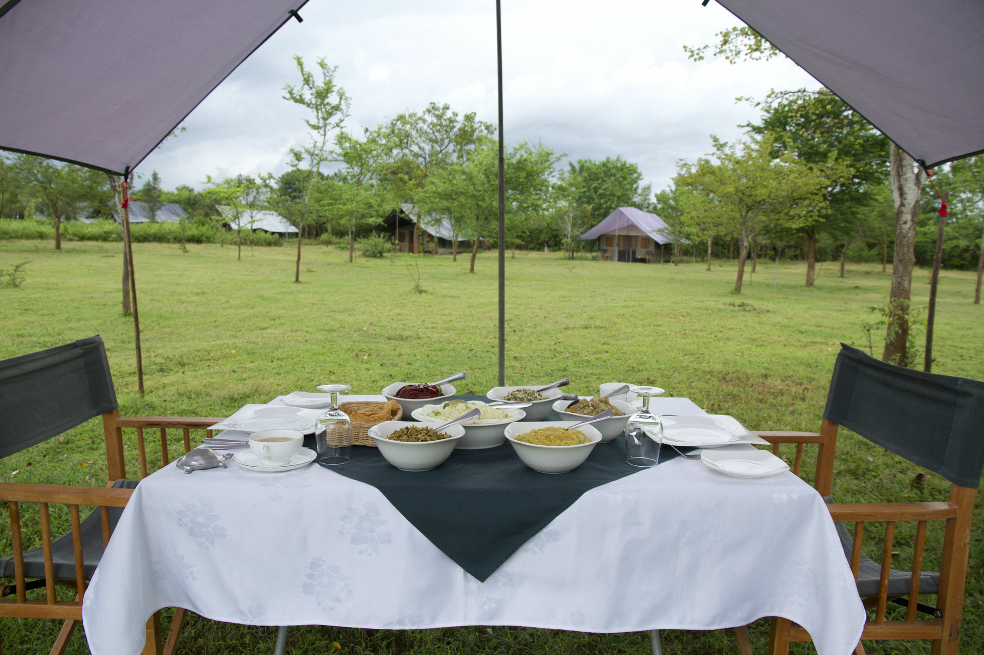 Mahoora Tented Safari Camp Udawalawe Bagian luar foto