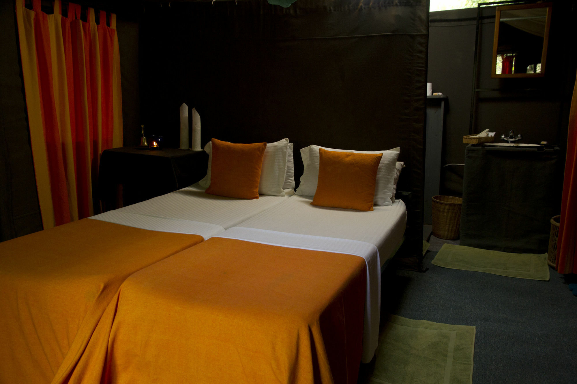 Mahoora Tented Safari Camp Udawalawe Bagian luar foto